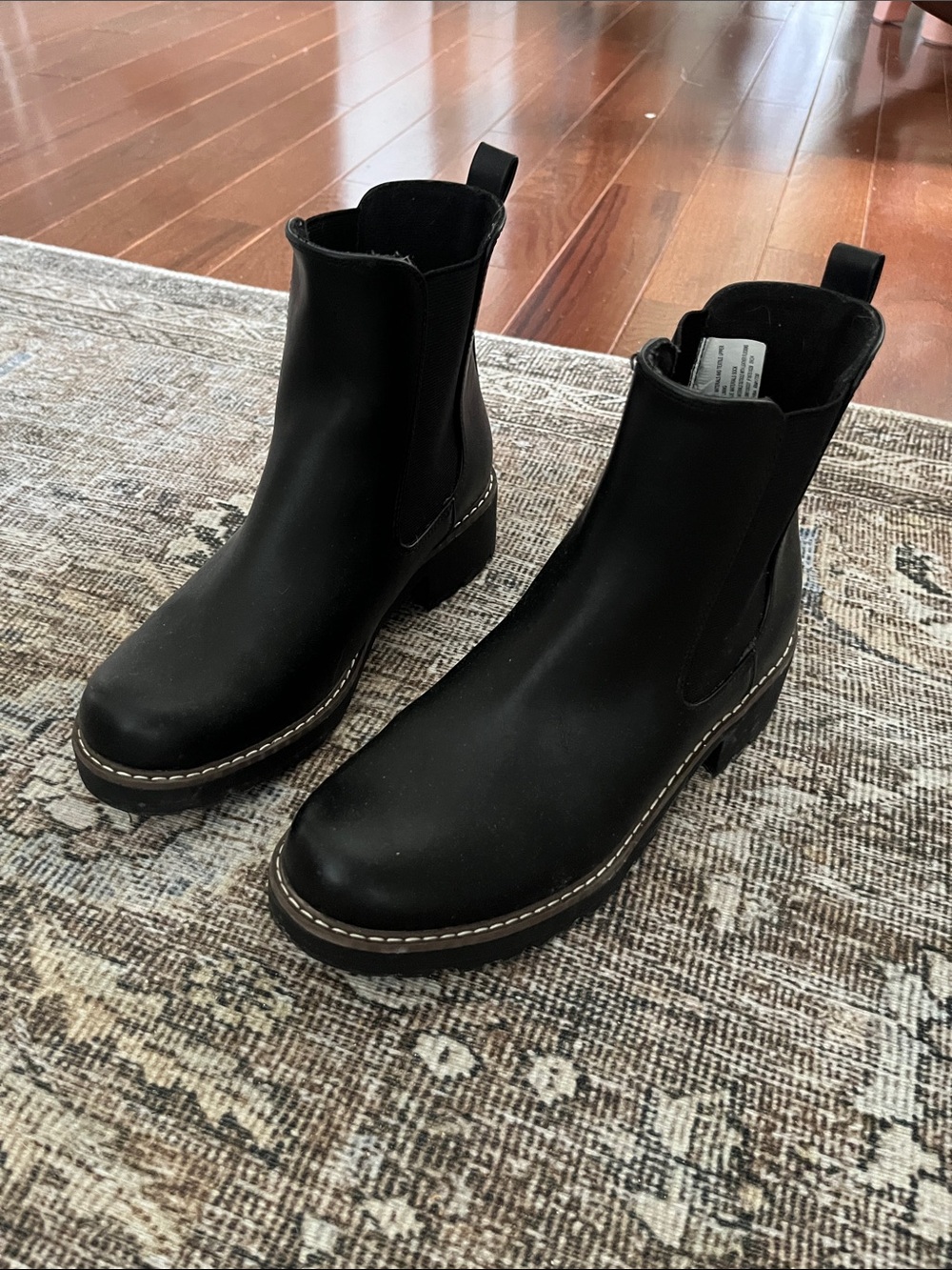 Universal thread Classic Black Chelsea Ankle Boots - Sleek Pull-On Design 7.5